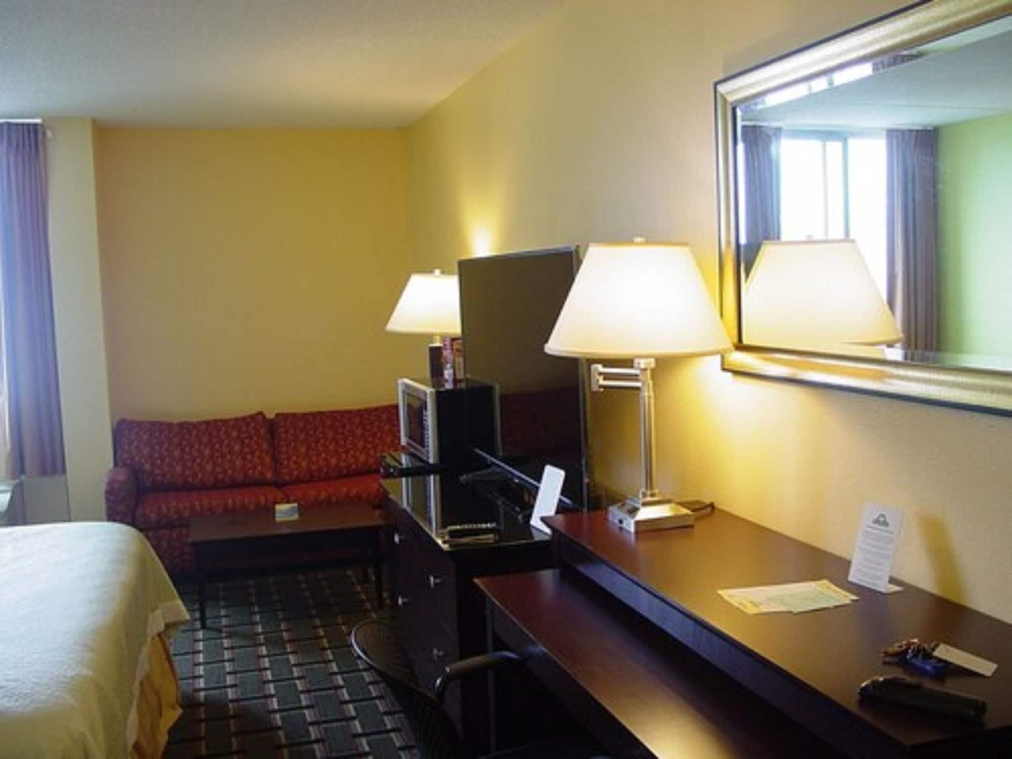 Days By Wyndham Conference Center 2*
