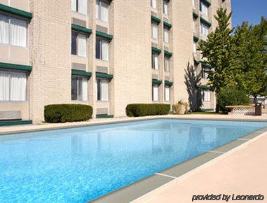 Days By Wyndham Conference Center Hotel Danville